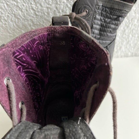 BUNKER Eur 38 Womens 7 Black Lace Up Leather Boots Purple Lining Grunge 90s Funk - Picture 9 of 12